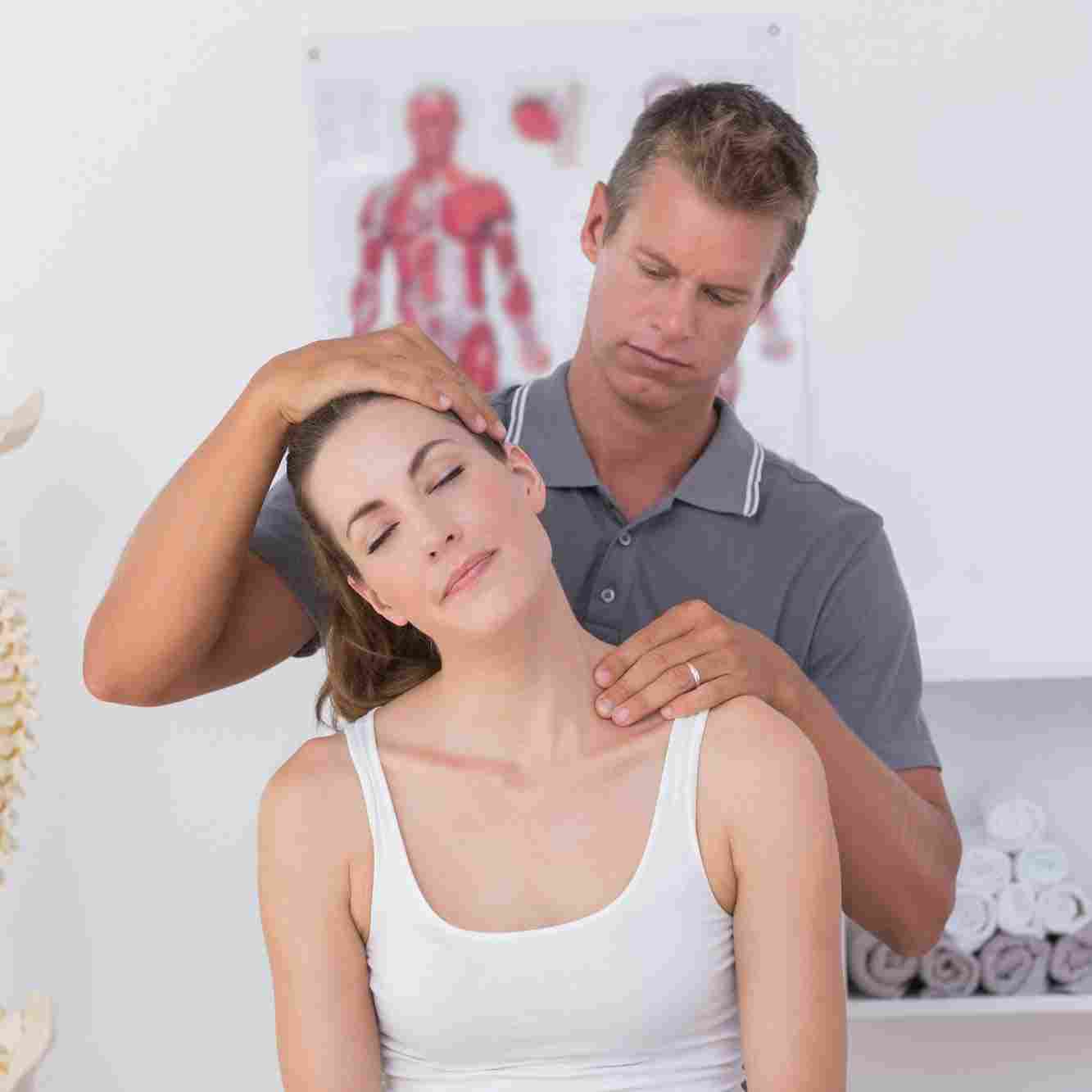 https://www.dermahealth.gr/wp-content/uploads/2015/12/kiroprakticar.jpg